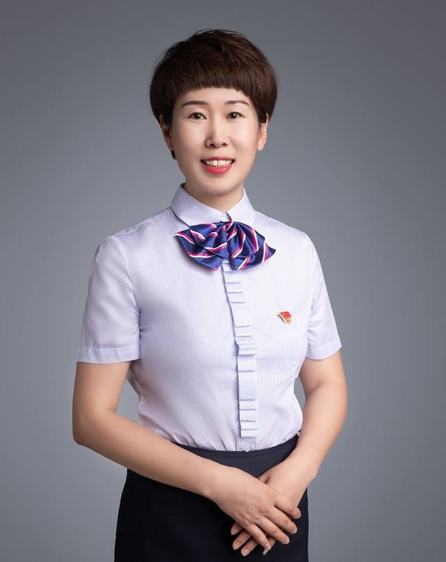张英.jpg