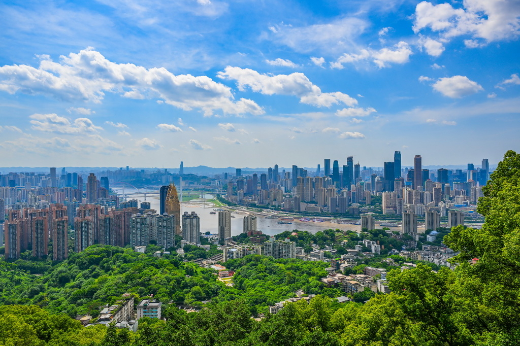 这是5月22日拍摄的重庆城市景象。