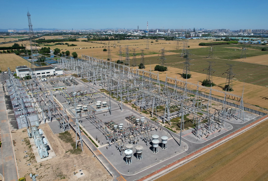 6月4日拍摄的廉州500千伏超高压变电站（无人机照片）。